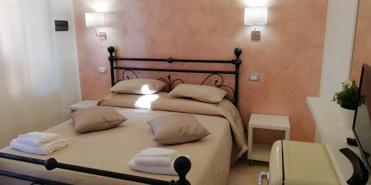 Sea Garden Rooms Termoli Extérieur photo